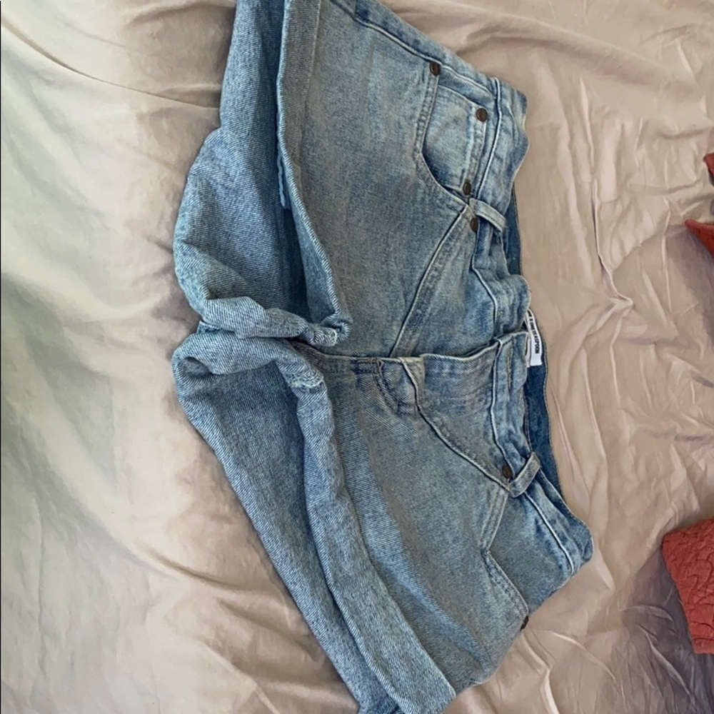 Super cute jean shorts